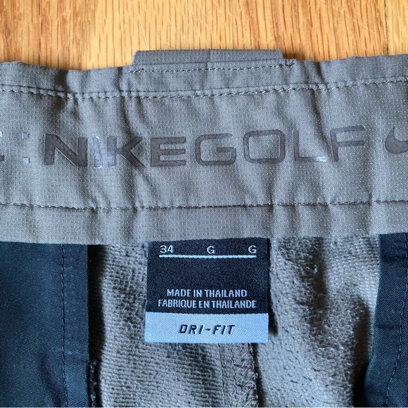 Nike DriFit Golf shorts - Picture 3 of 6